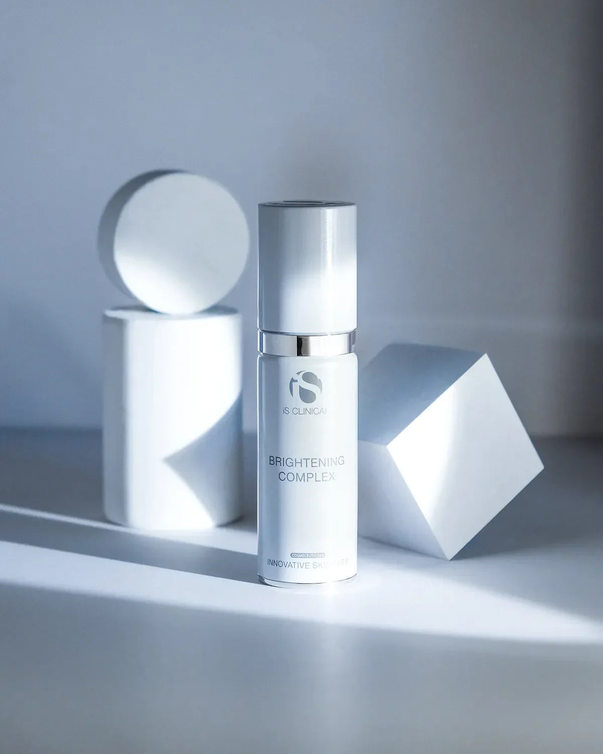 Skin Brightening Agents: The Ingredients Behind a More Radiant Complexion