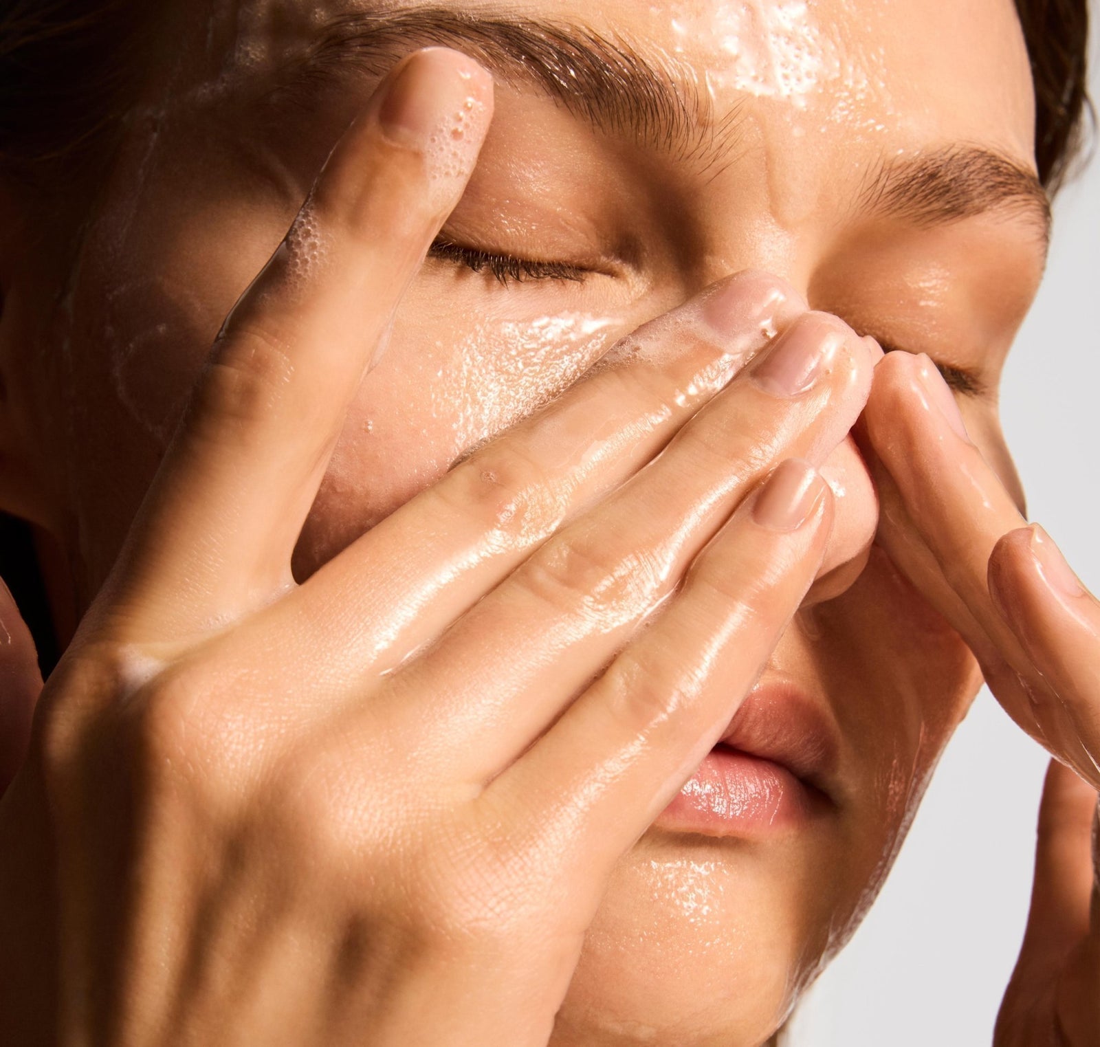 How to Repair Sun-Stressed Skin After a Summer of Exposure