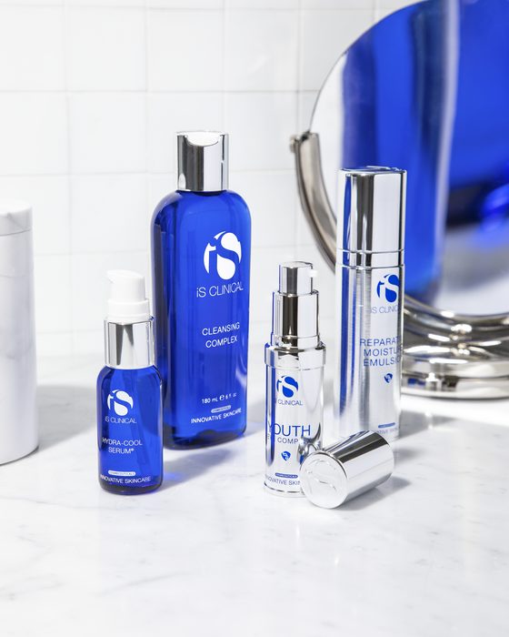 isc-flow-youth-body-serum-towel